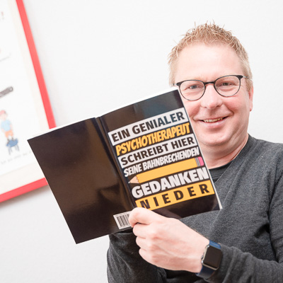 Die Praxis für Kinder- und Jugendlichenpsychotherapie in Krumbach von Dr. Thorsten Sukale und Linda Markthaler bietet wissenschaftlich fundierte Therapien für Kinder, Jugendliche und Familien in seelischen Krisen.